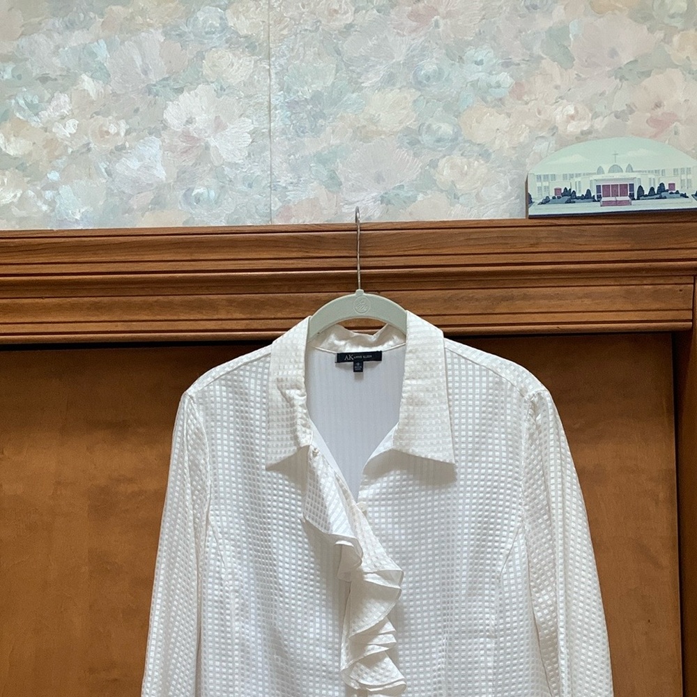 Anne Klein silk blouse
